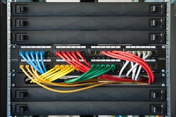 DIGITUS Blindabdeckung für 19" Netzwerk- und Serverschränke