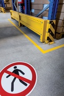 DURABLE Verbotskennzeichen "Rauchen verboten", selbstklebend