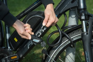 FISCHER Kabel-Fahrradschloss, Länge: 1.800 mm, schwarz